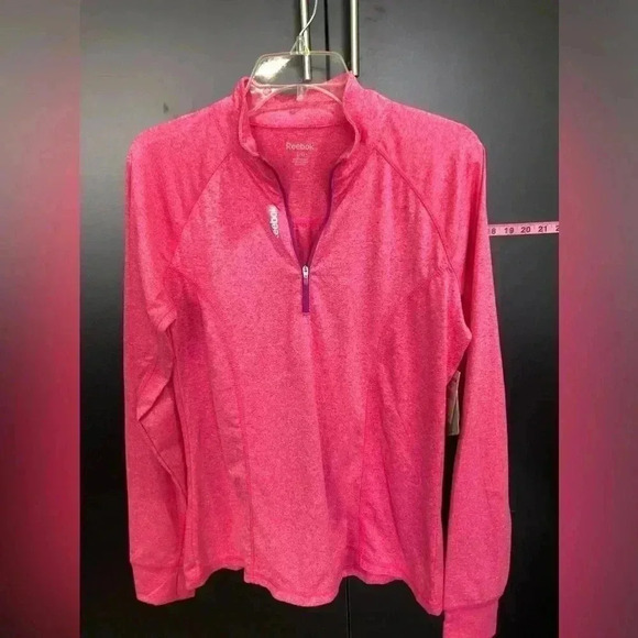 Reebok Quarter Zip Long Sleeve Pullover- Active Wear w/thumb hole,  Pink - L - Picture 1 of 8